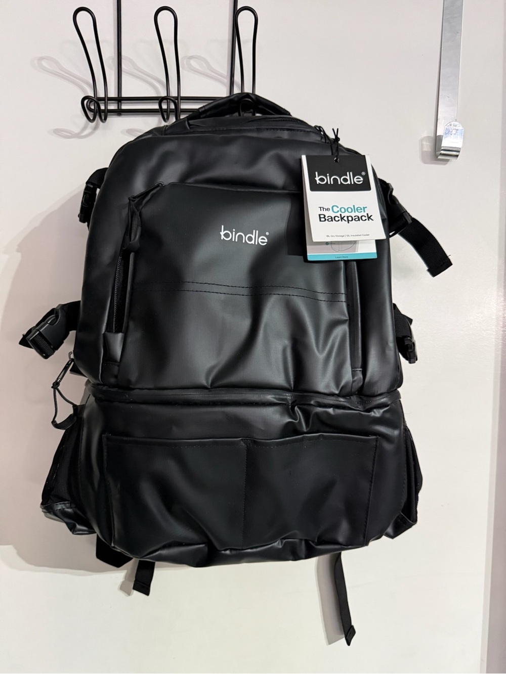 BNWT Bindle The Cooler Backpack Black